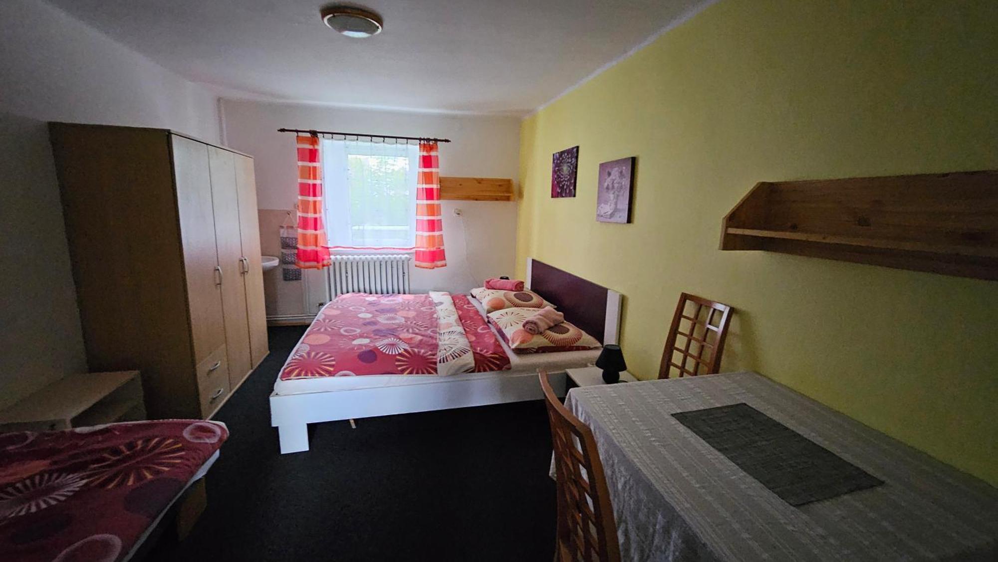 Penzion Tomy Pihlov Horní Planá Buitenkant foto